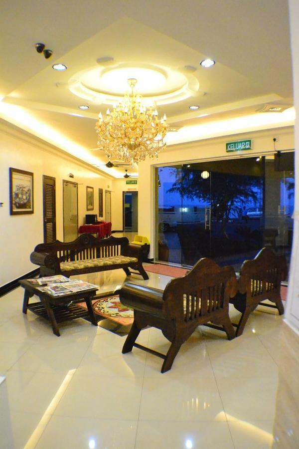 Teluk Lipat Seaview Inn Dungun Exterior photo