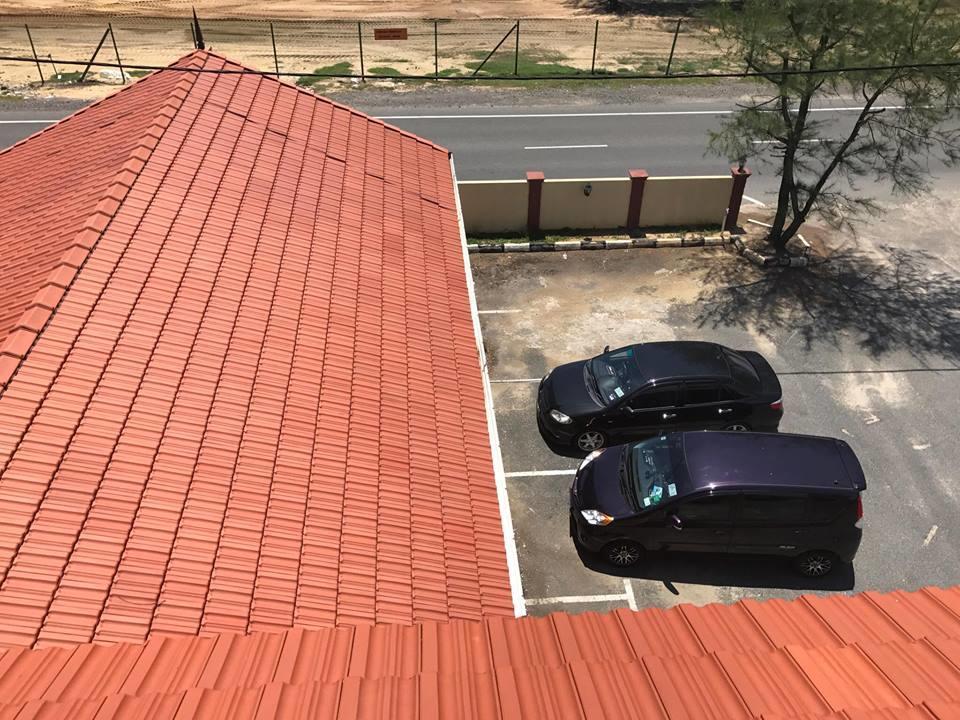 Teluk Lipat Seaview Inn Dungun Exterior photo